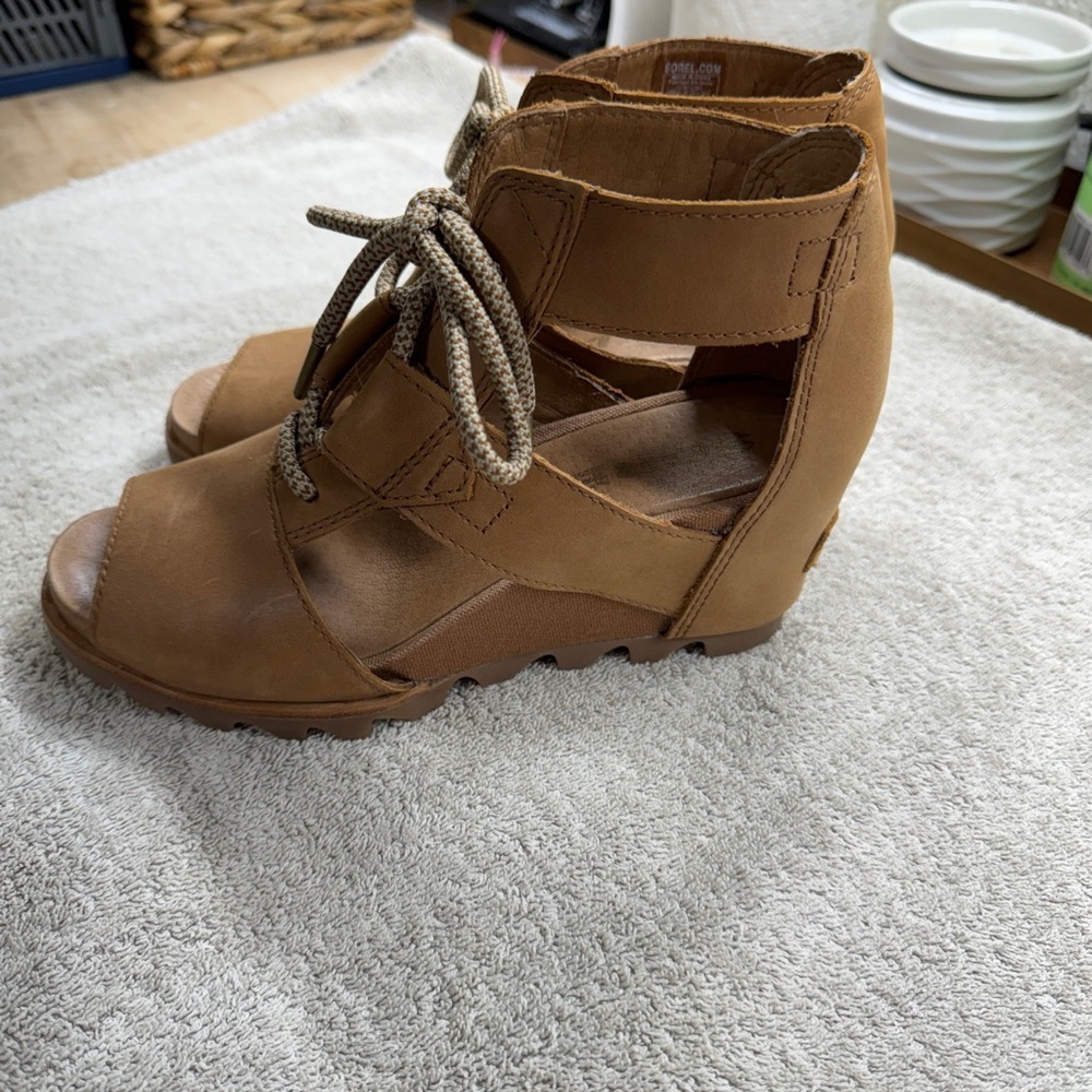 Sorel Joanie Lace Wedge Sandals Saddle Brown Peep Toe Women's Size 8 - Picture 2 of 7